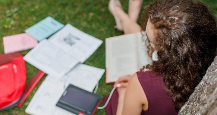 m--odzie---z-powiatu-wo--omi--skiego-b--yszczy-na--auto-3563